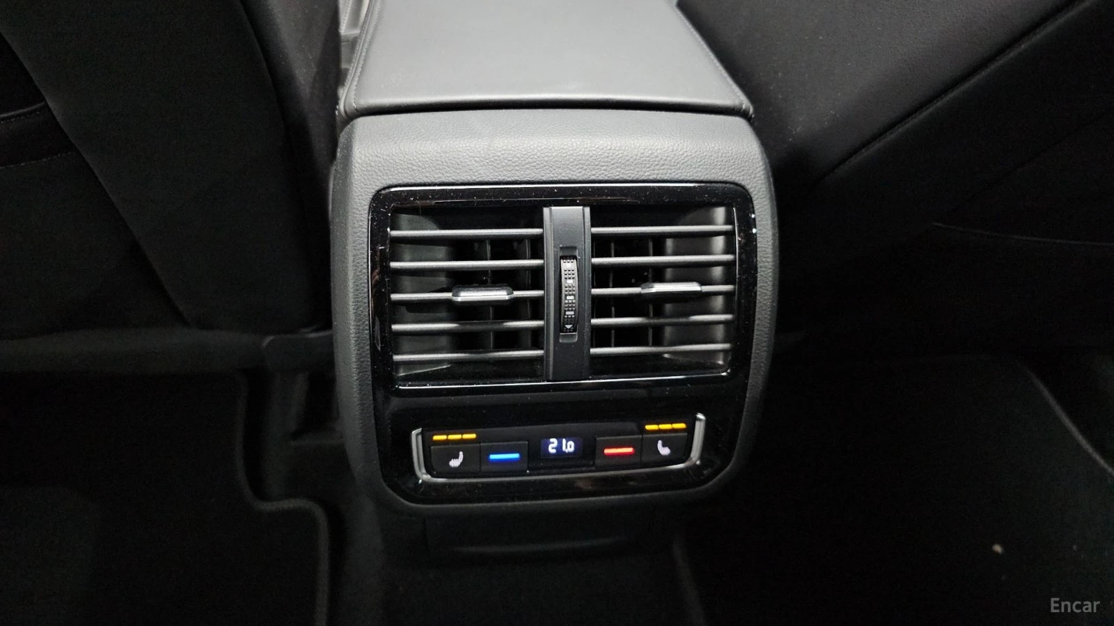 VW Arteon 4X4* PRESTIGE* 360 CAM* ОБДУХВАНЕ* DIGITAL* HEADUP, снимка 17 - Автомобили и джипове - 55586760