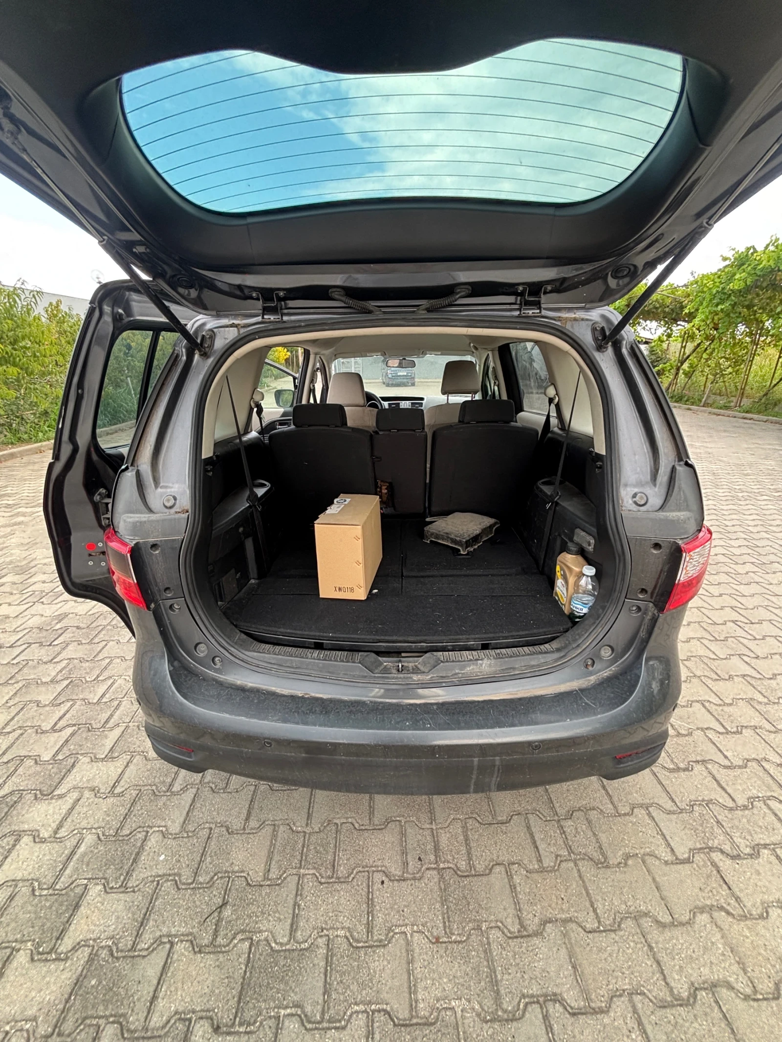 Mazda 5, снимка 7 - Автомобили и джипове - 55708374
