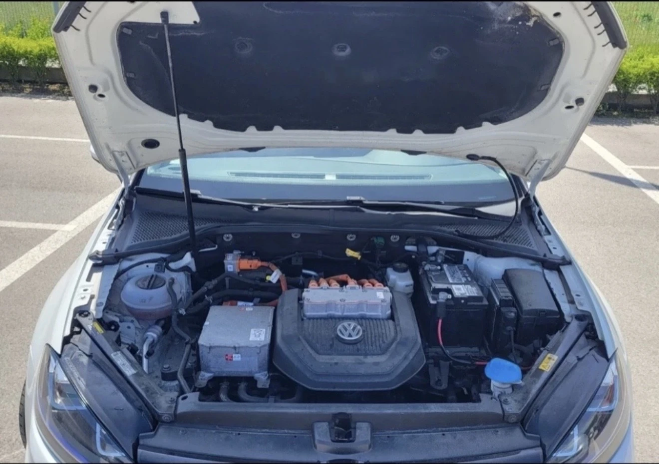 VW Golf E-GOLF 24kw, снимка 10 - Автомобили и джипове - 55891312