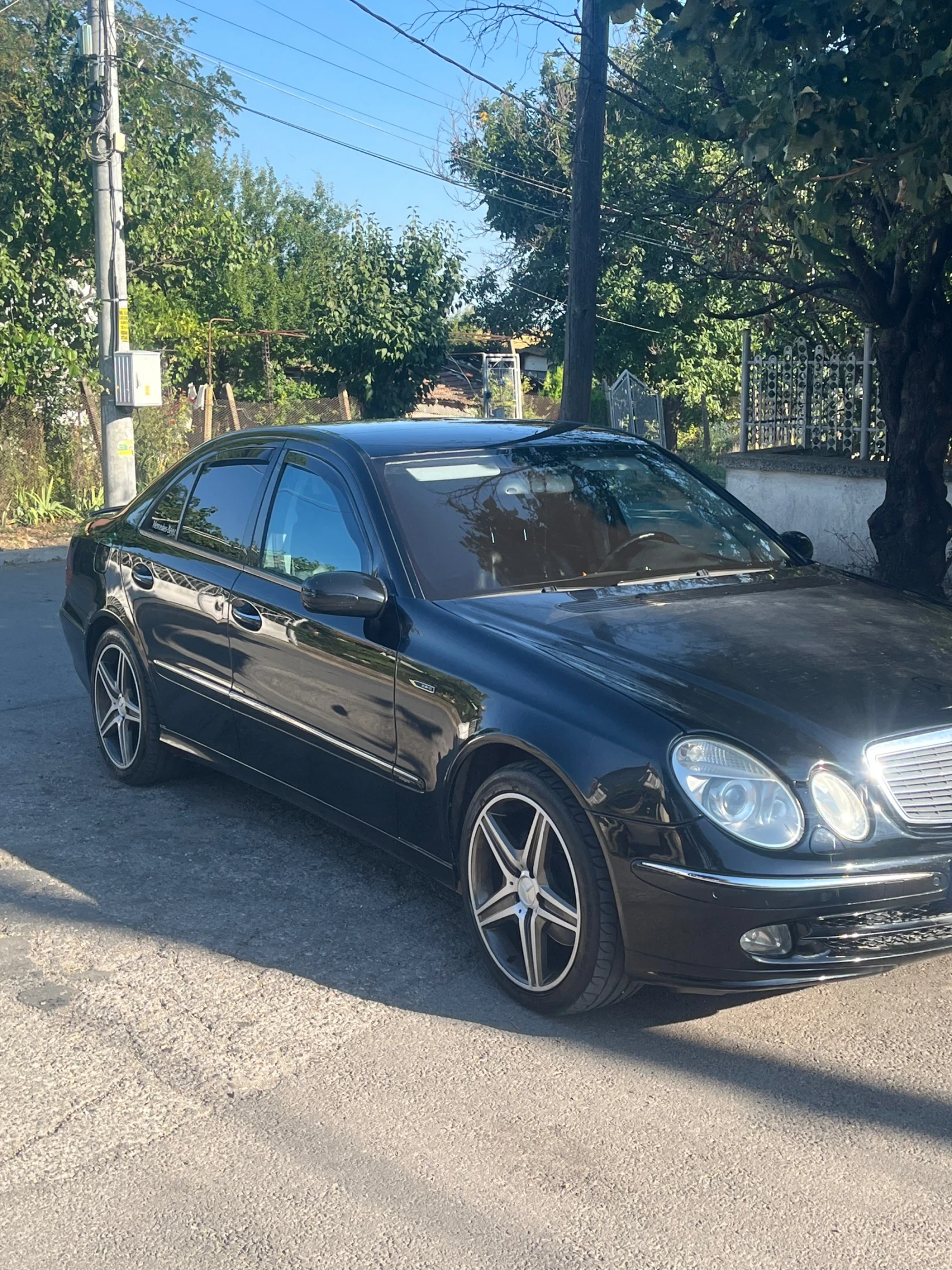 Mercedes-Benz E 320, снимка 2 - Автомобили и джипове - 56049485