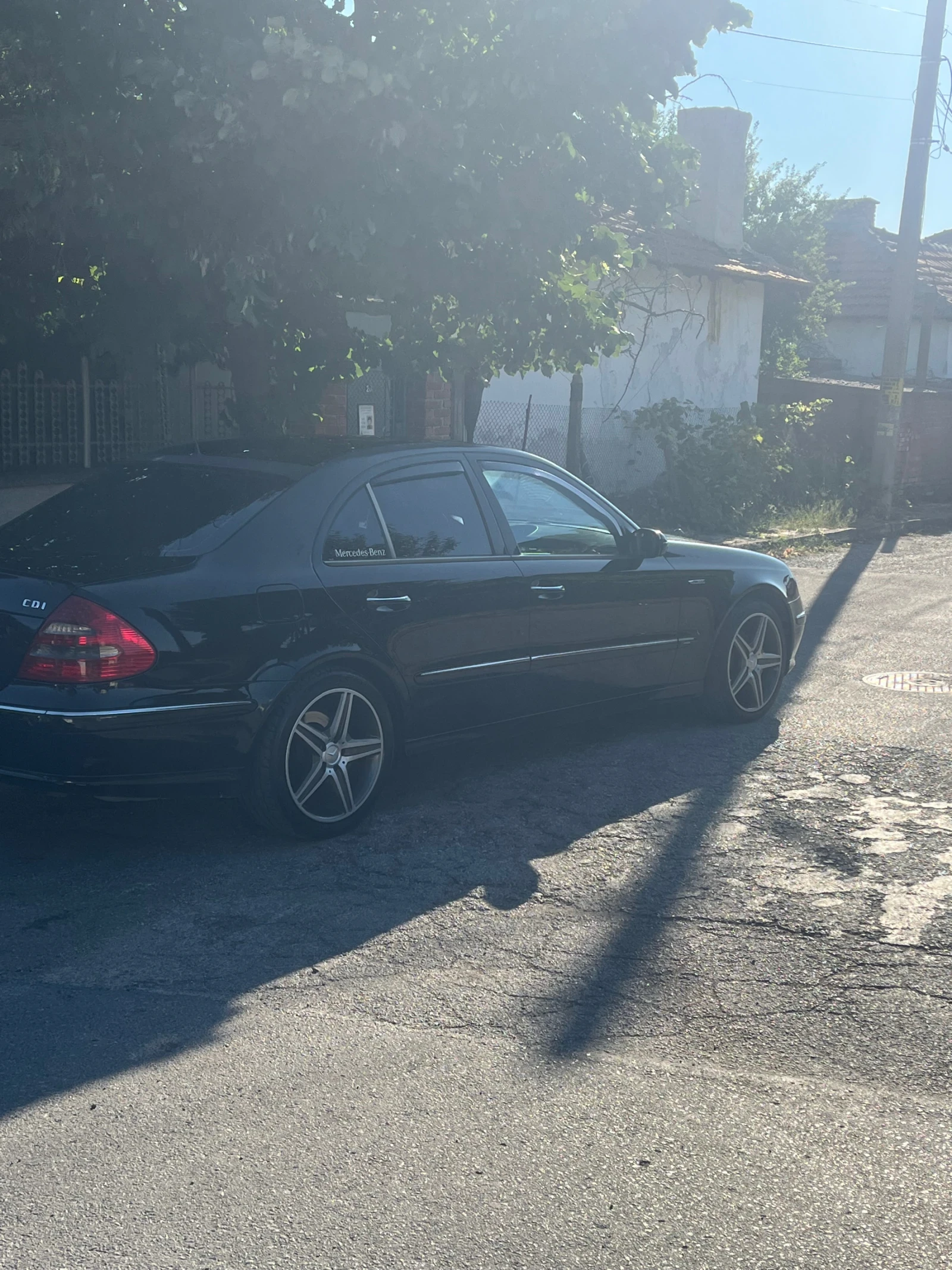 Mercedes-Benz E 320, снимка 3 - Автомобили и джипове - 56049485
