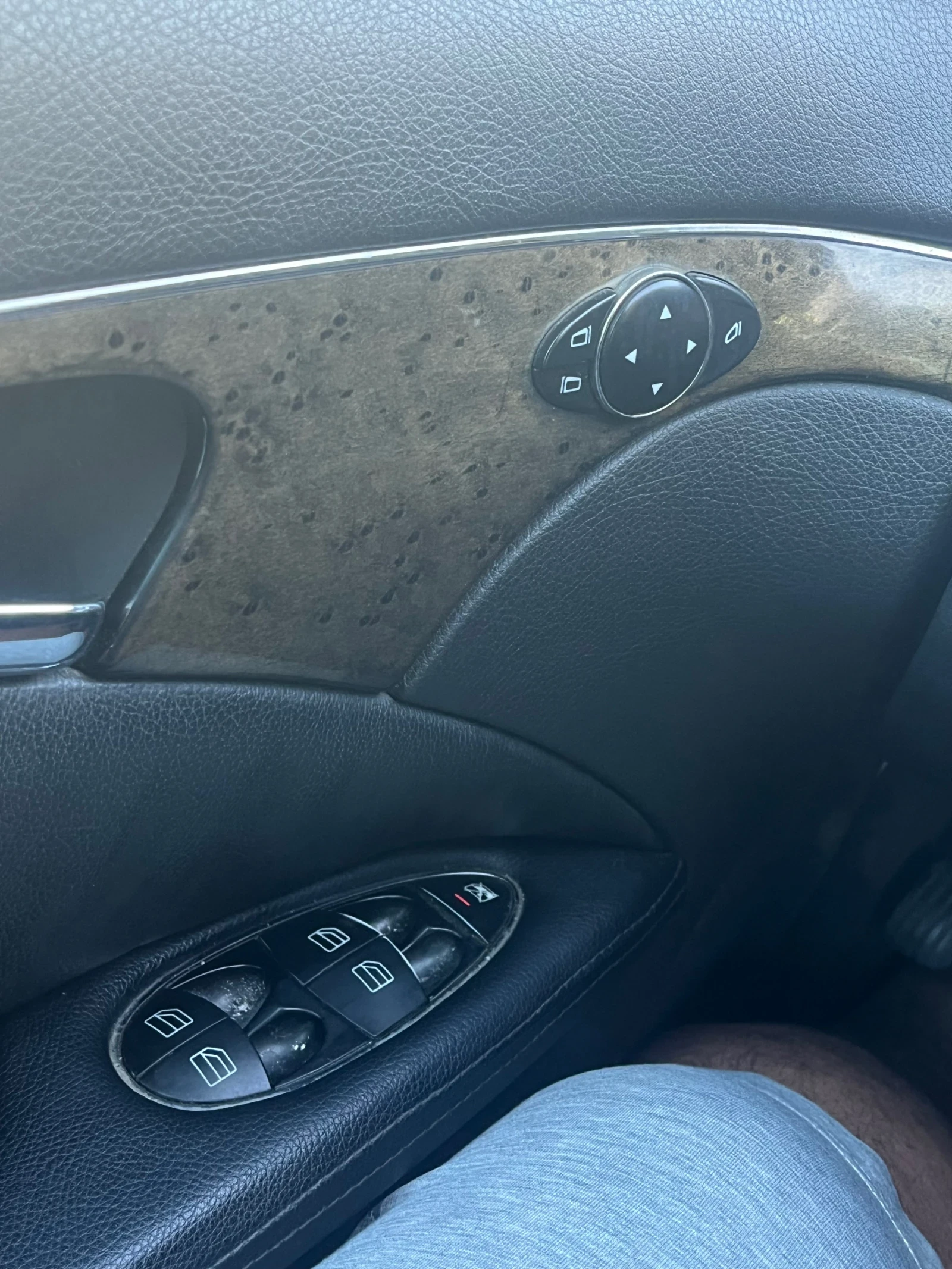Mercedes-Benz E 320, снимка 10 - Автомобили и джипове - 56049485