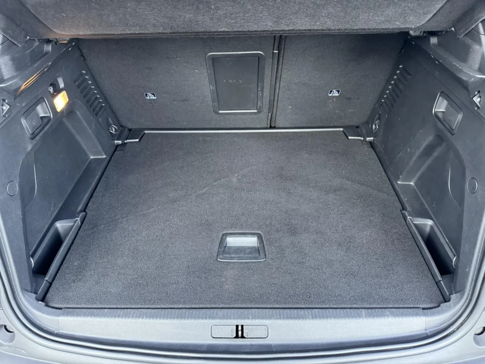 Peugeot 3008 GT * EAT 8 * VIRTUAL COCKPIT* , снимка 16 - Автомобили и джипове - 56135881