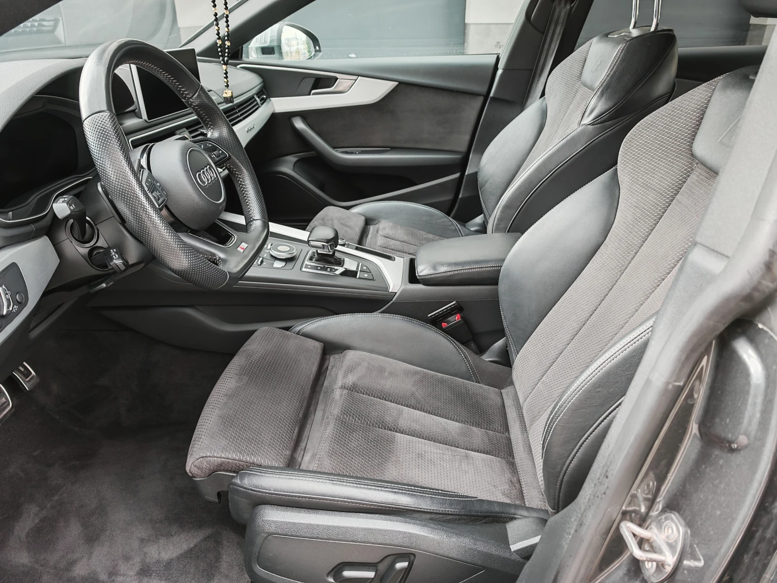Audi A5 2, 0 DIZEL  S-LINE QUATTRO , снимка 10 - Автомобили и джипове - 56143511