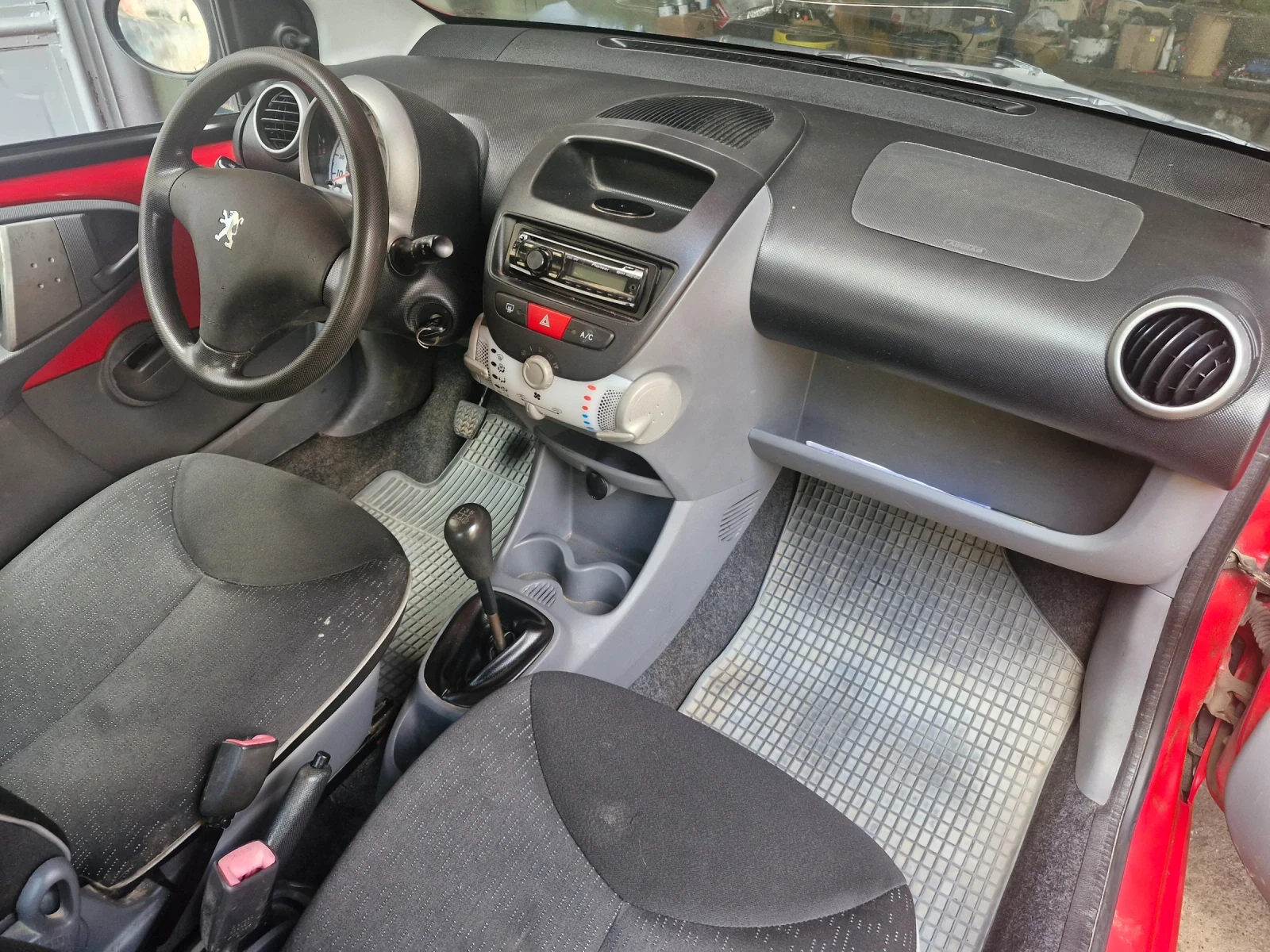 Peugeot 107 1.0i, снимка 7 - Автомобили и джипове - 56274639