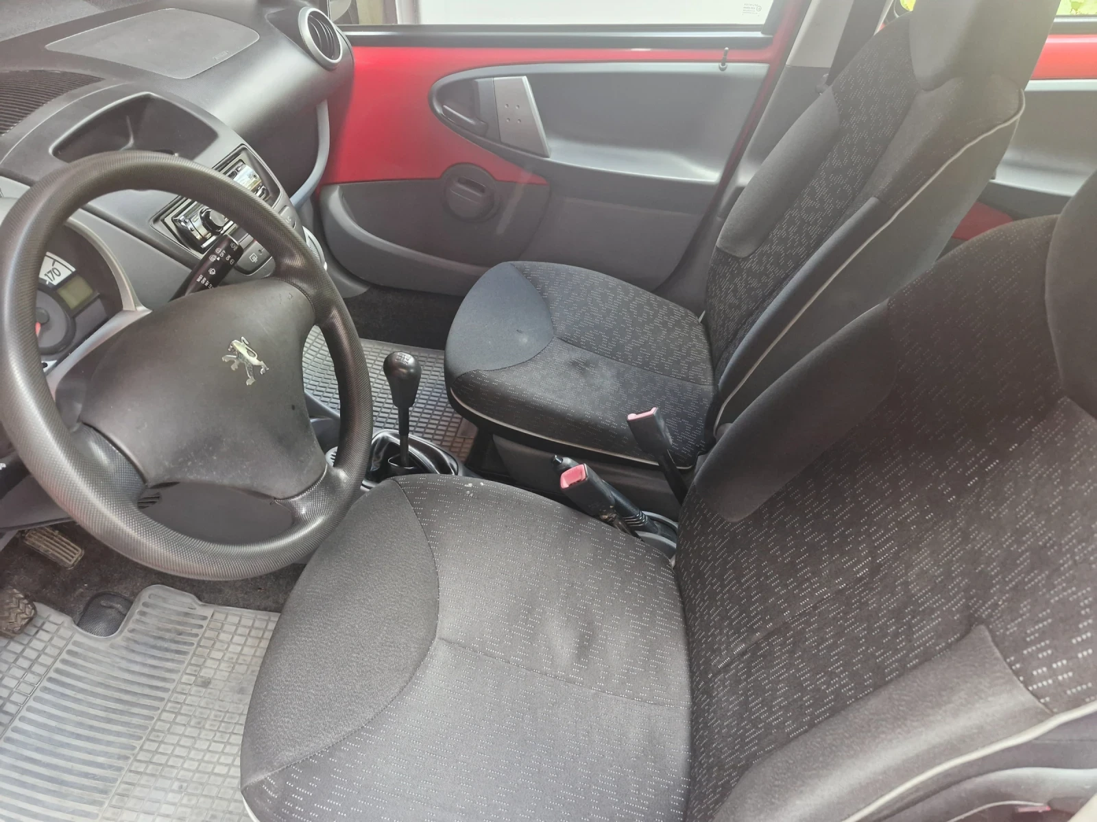Peugeot 107 1.0i, снимка 8 - Автомобили и джипове - 56274639