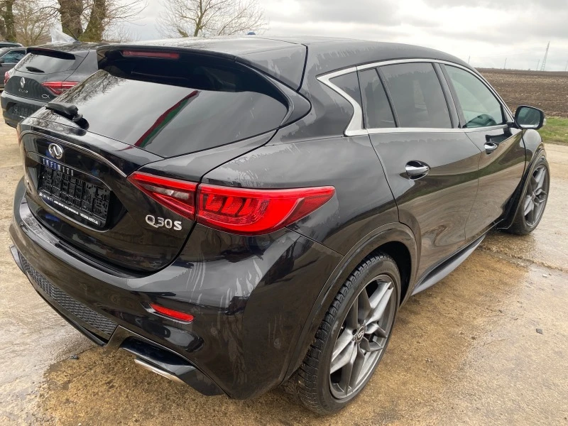 Infiniti Q30 2.0Т AWD, снимка 7 - Автомобили и джипове - 40325502