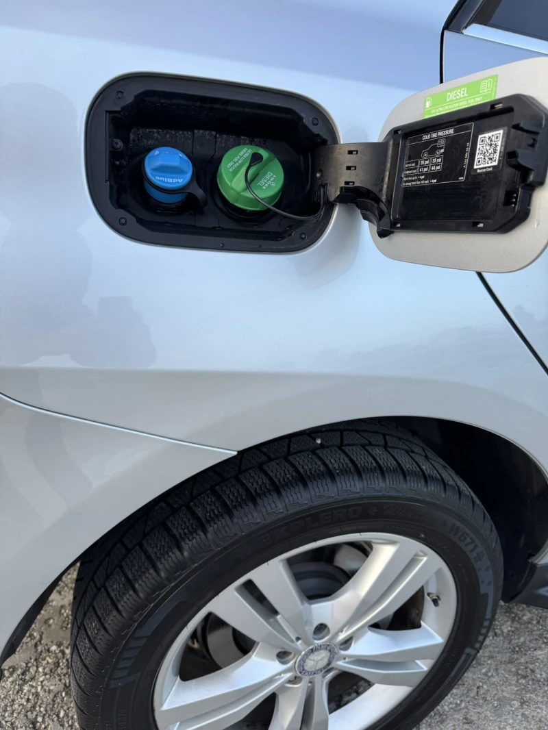 Mercedes-Benz ML 350, снимка 8 - Автомобили и джипове - 52588300