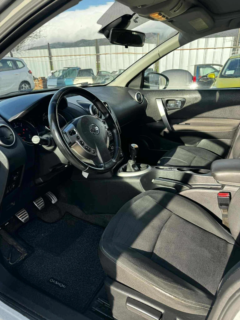 Nissan Qashqai 1.6 DCI-130к.с Final connect, снимка 7 - Автомобили и джипове - 52702926