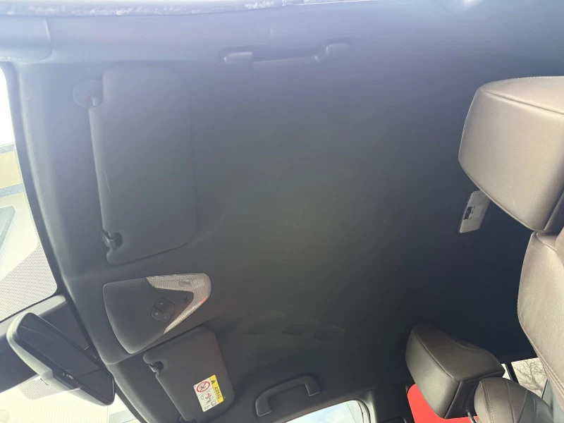 Toyota C-HR 1.8 Hybrid , снимка 14 - Автомобили и джипове - 53010263