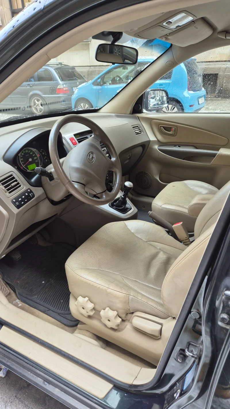 Hyundai Tucson 2.0 Crdi 16v 4x4, снимка 4 - Автомобили и джипове - 53043017