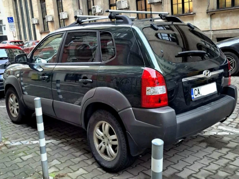 Hyundai Tucson 2.0 Crdi 16v 4x4, снимка 3 - Автомобили и джипове - 53043017