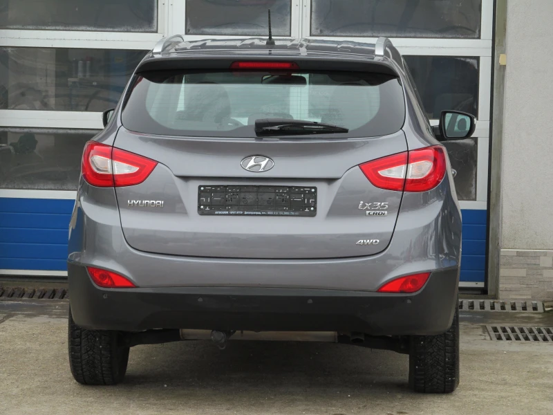 Hyundai IX35 2.0CRDI/FACE-LIFT/4X4/AВТОМАТ/ДОКАЗЕУМ ПРОБЕГ, снимка 6 - Автомобили и джипове - 53342396