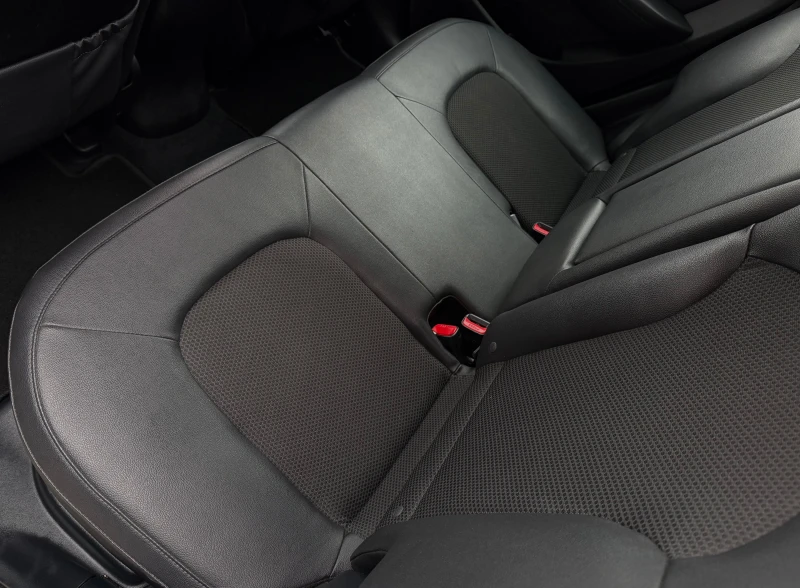 Hyundai IX35 2.0CRDI/FACE-LIFT/4X4/AВТОМАТ/ДОКАЗЕУМ ПРОБЕГ, снимка 11 - Автомобили и джипове - 53342396