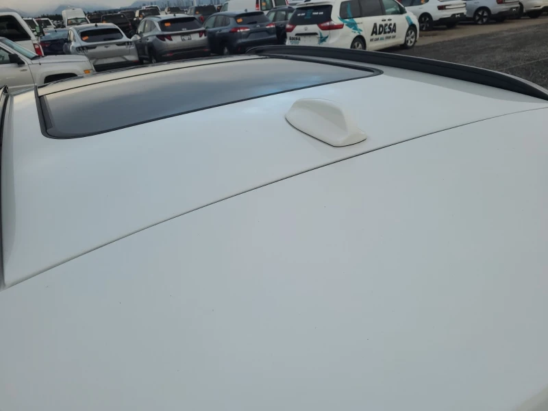 Volvo XC40 2.0L| 4x4| CARFAX| PANORAMA| HYBRID| , снимка 6 - Автомобили и джипове - 53357067