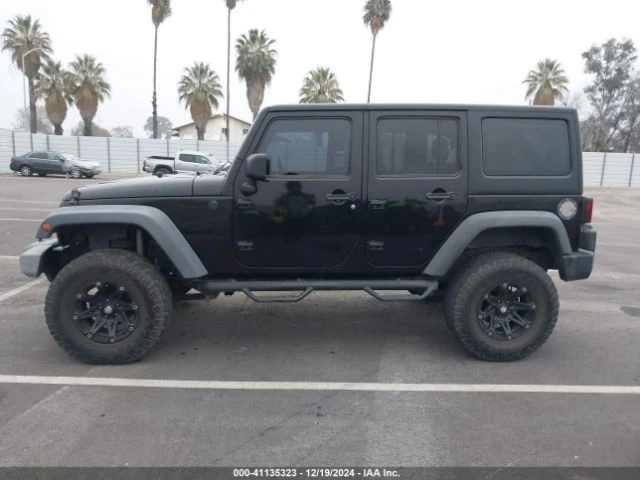 Jeep Wrangler UNLIMITED RUBICON, Минимална щета, от застраховате, снимка 5 - Автомобили и джипове - 48787939