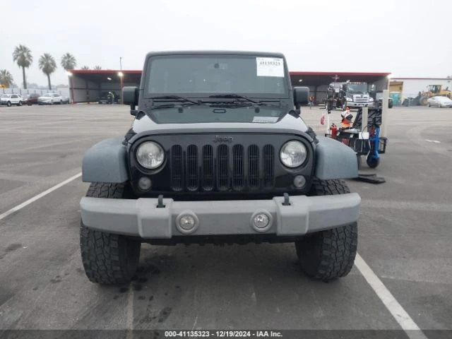 Jeep Wrangler UNLIMITED RUBICON, Минимална щета, от застраховате, снимка 2 - Автомобили и джипове - 48787939