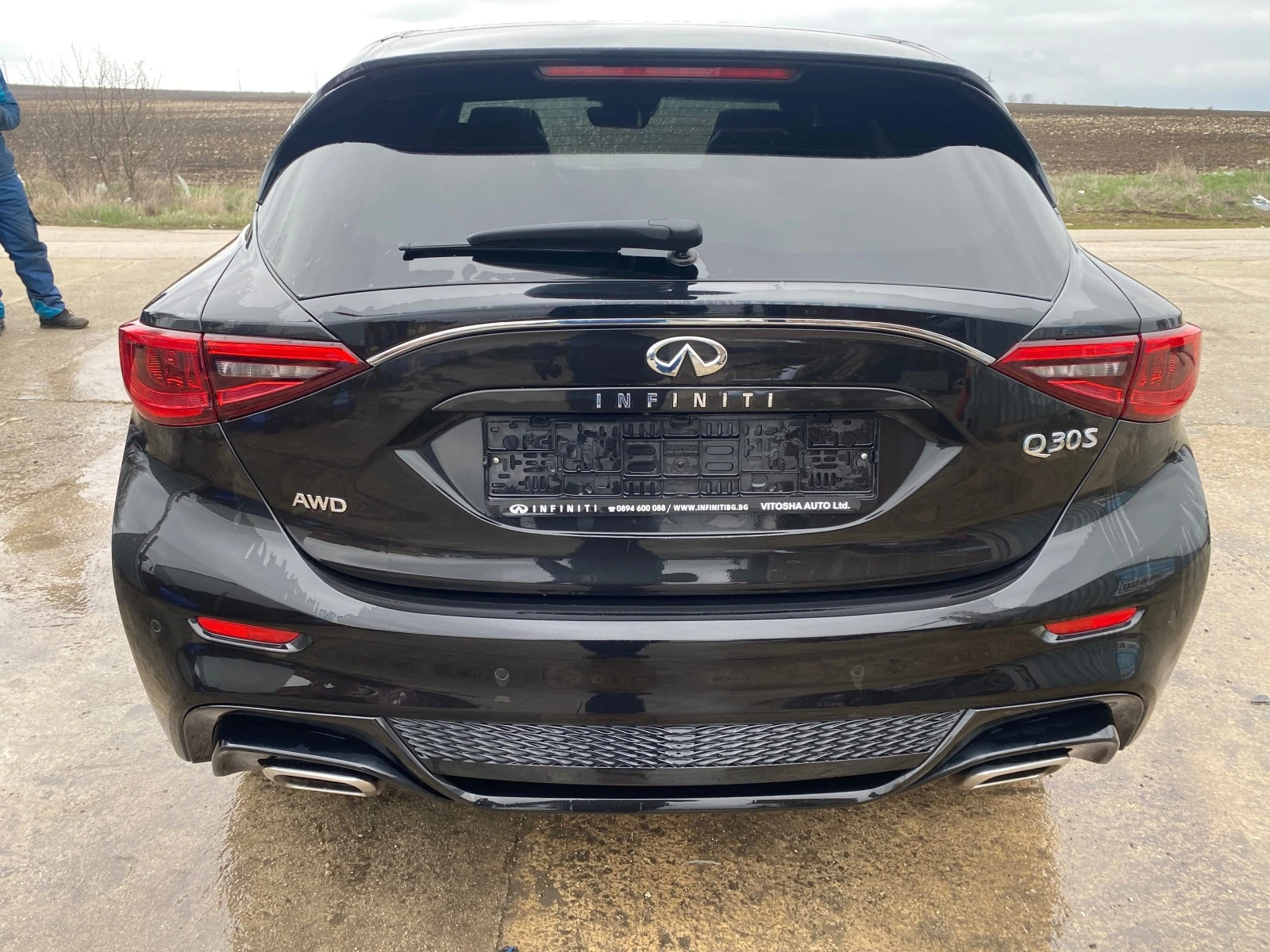 Infiniti Q30 2.0Т AWD - изображение 6