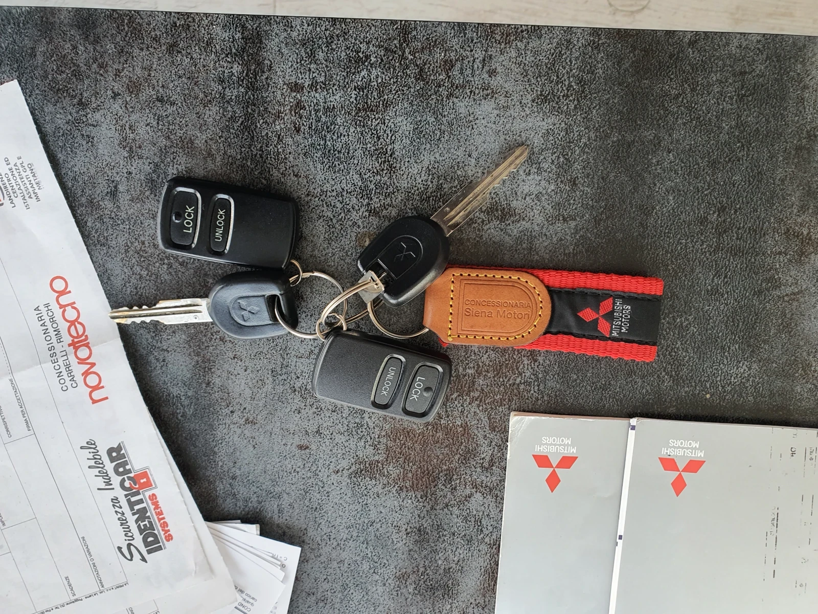 Mitsubishi Outlander 2.0i 16V 4x4 | Mobile.bg   16