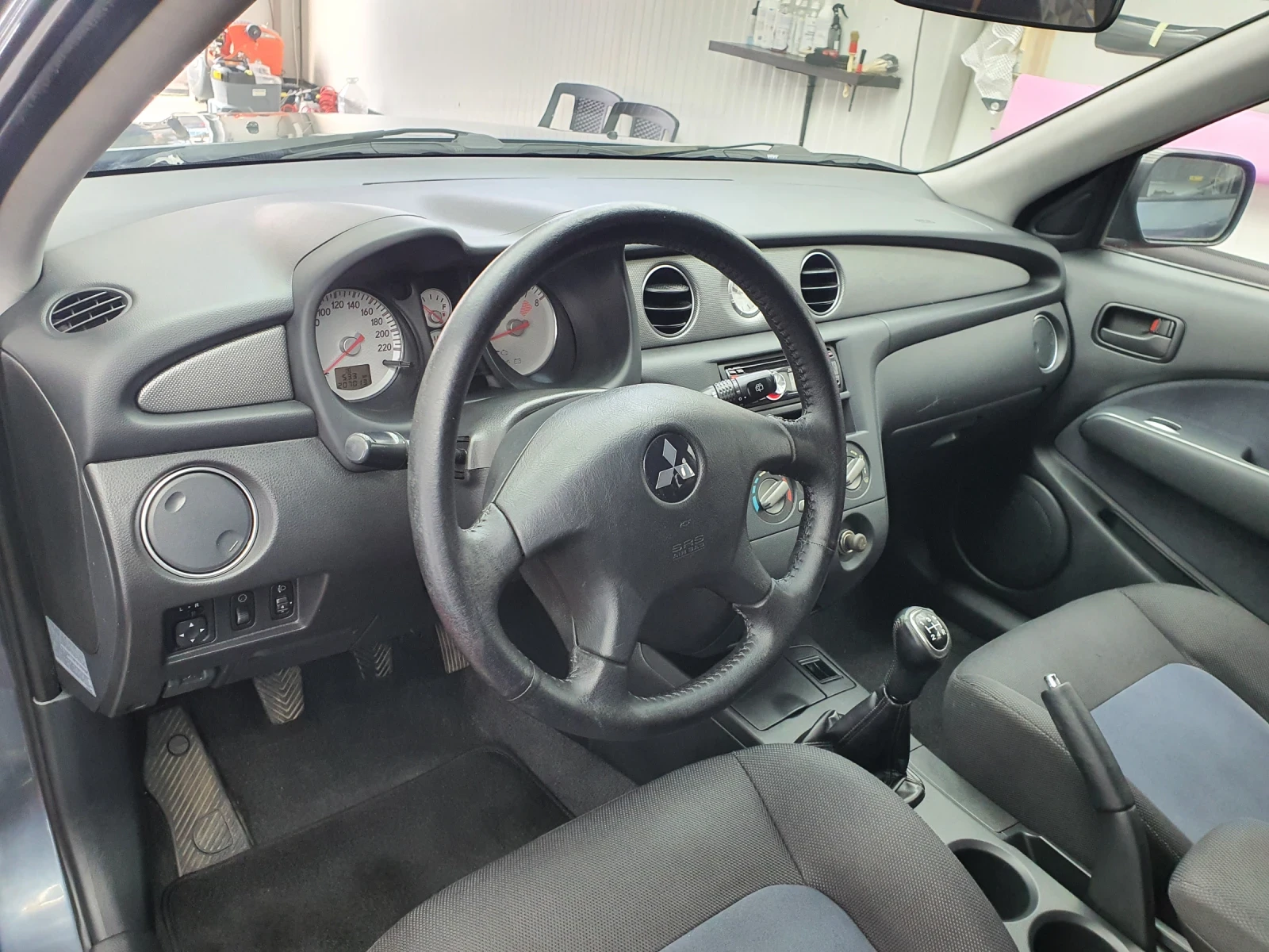 Mitsubishi Outlander 2.0i 16V 4x4 - изображение 3