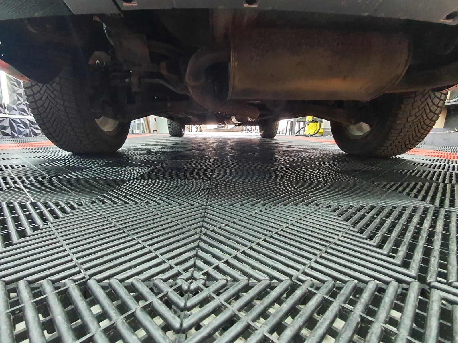 Mitsubishi Outlander 2.0i 16V 4x4 | Mobile.bg   11