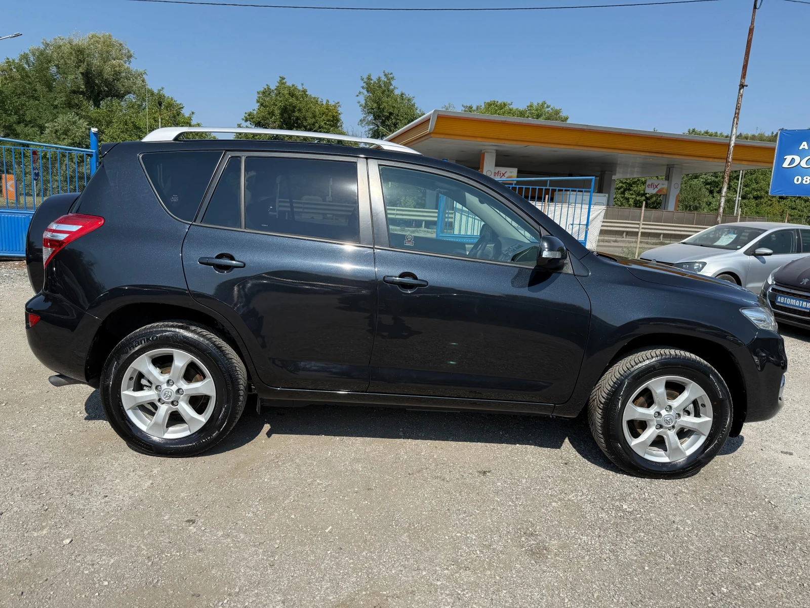 Toyota Rav4 2.2D-4D 4X4 КОЖА-ПОДГРЕВ-КЛИМАТРОНИК - изображение 7