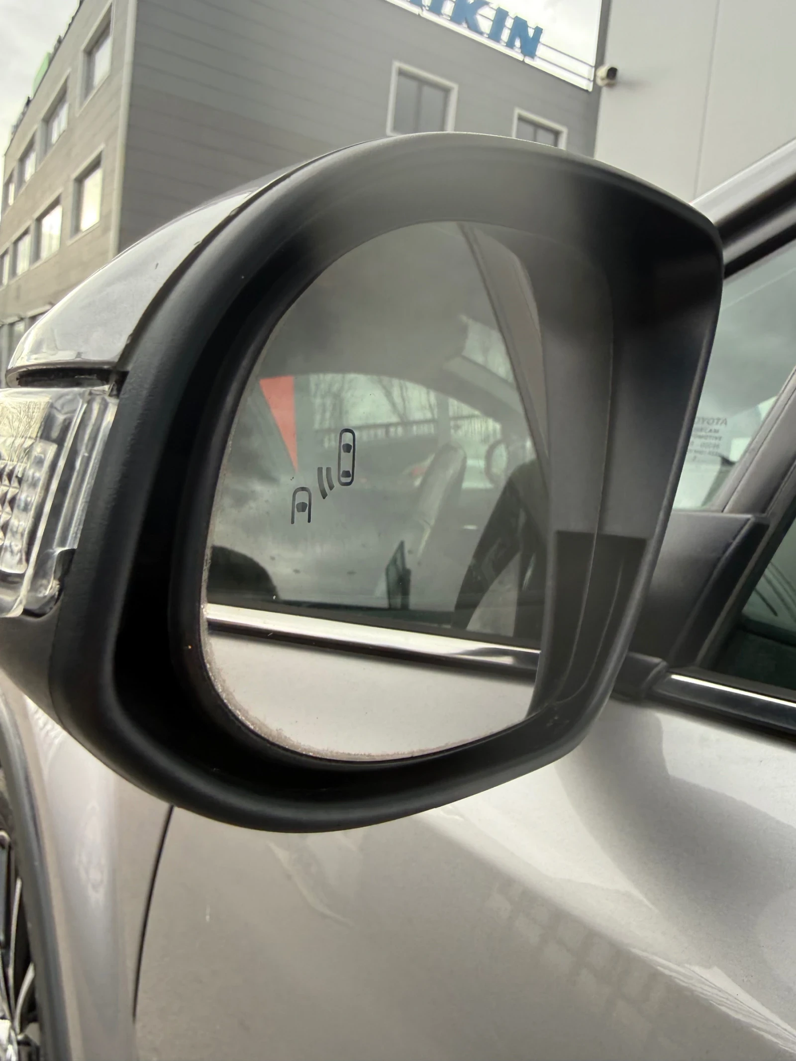 Toyota C-HR 1.8 Hybrid  | Mobile.bg � ����������� 15