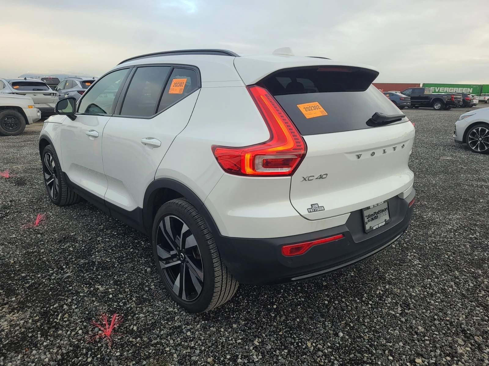 Volvo XC40 2.0L| 4x4| CARFAX| PANORAMA| HYBRID|  - изображение 4