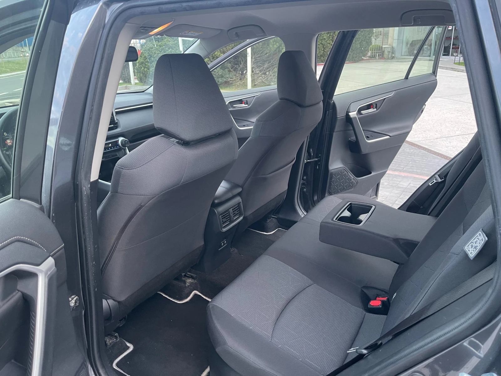 Toyota Rav4, снимка 12 - Автомобили и джипове - 53989731