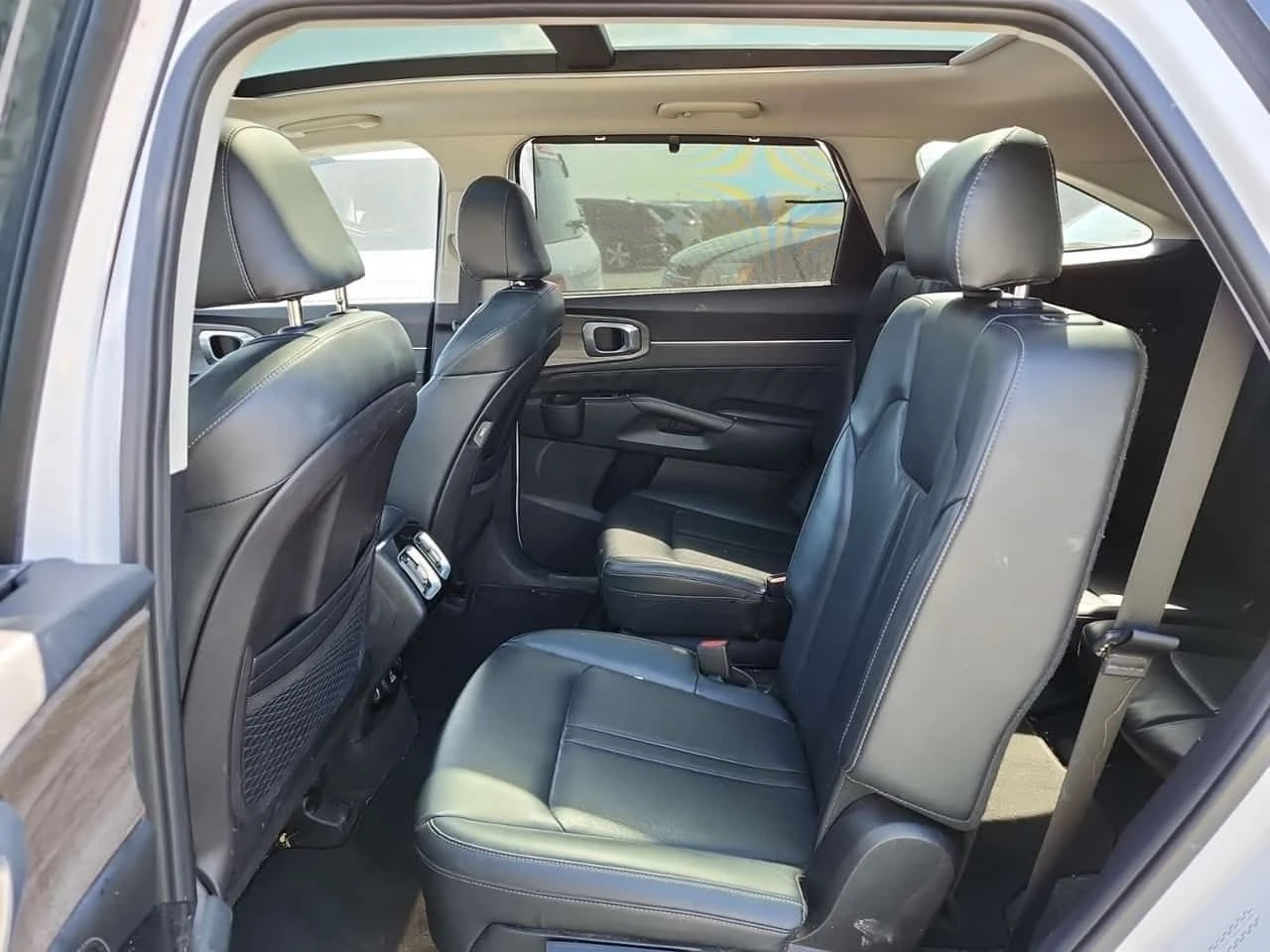 Kia Sorento EX+ /CARFAX/2 Ключа/Подгрев/Панорама/Ленти/Кожа, снимка 11 - Автомобили и джипове - 54453813