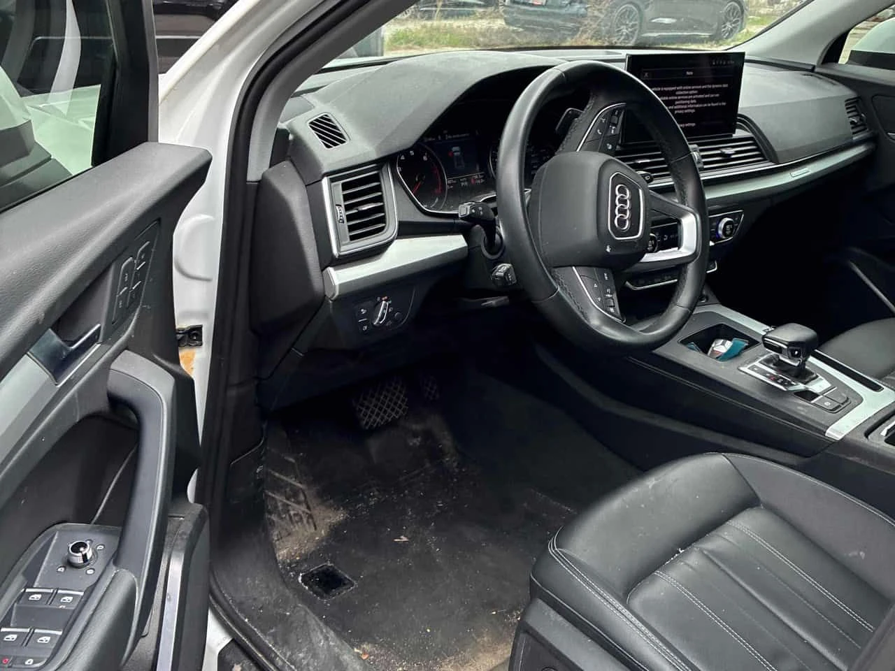 Audi Q5 * Komfort * 360 * ПОДГРЕВИ * ПАНО * KEYLESS, снимка 5 - Автомобили и джипове - 54479929