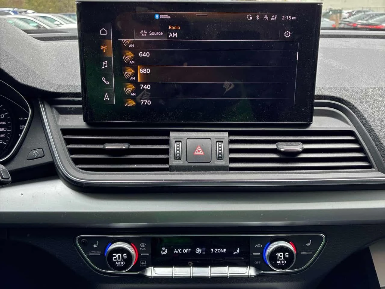Audi Q5 * Komfort * 360 * ПОДГРЕВИ * ПАНО * KEYLESS, снимка 9 - Автомобили и джипове - 54479929