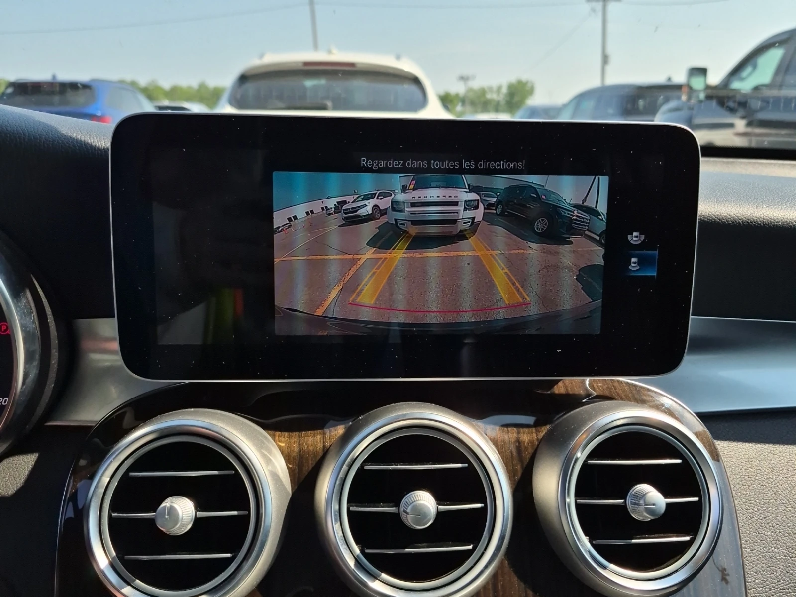 Mercedes-Benz GLC 300 4MATIC, снимка 11 - Автомобили и джипове - 55102321