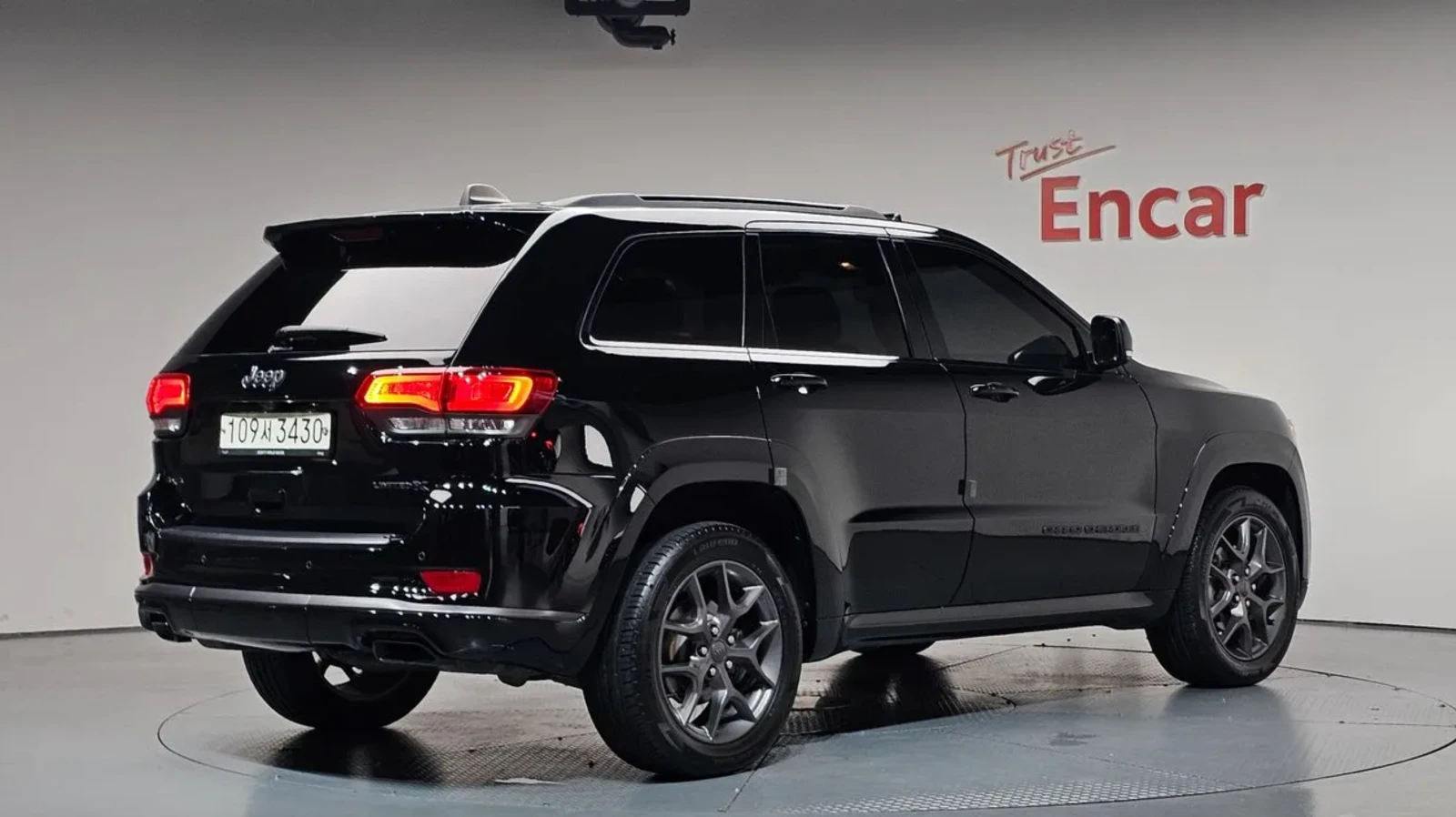 Jeep Grand cherokee 3.6 LIMITED-X WK2, снимка 2 - Автомобили и джипове - 55119385