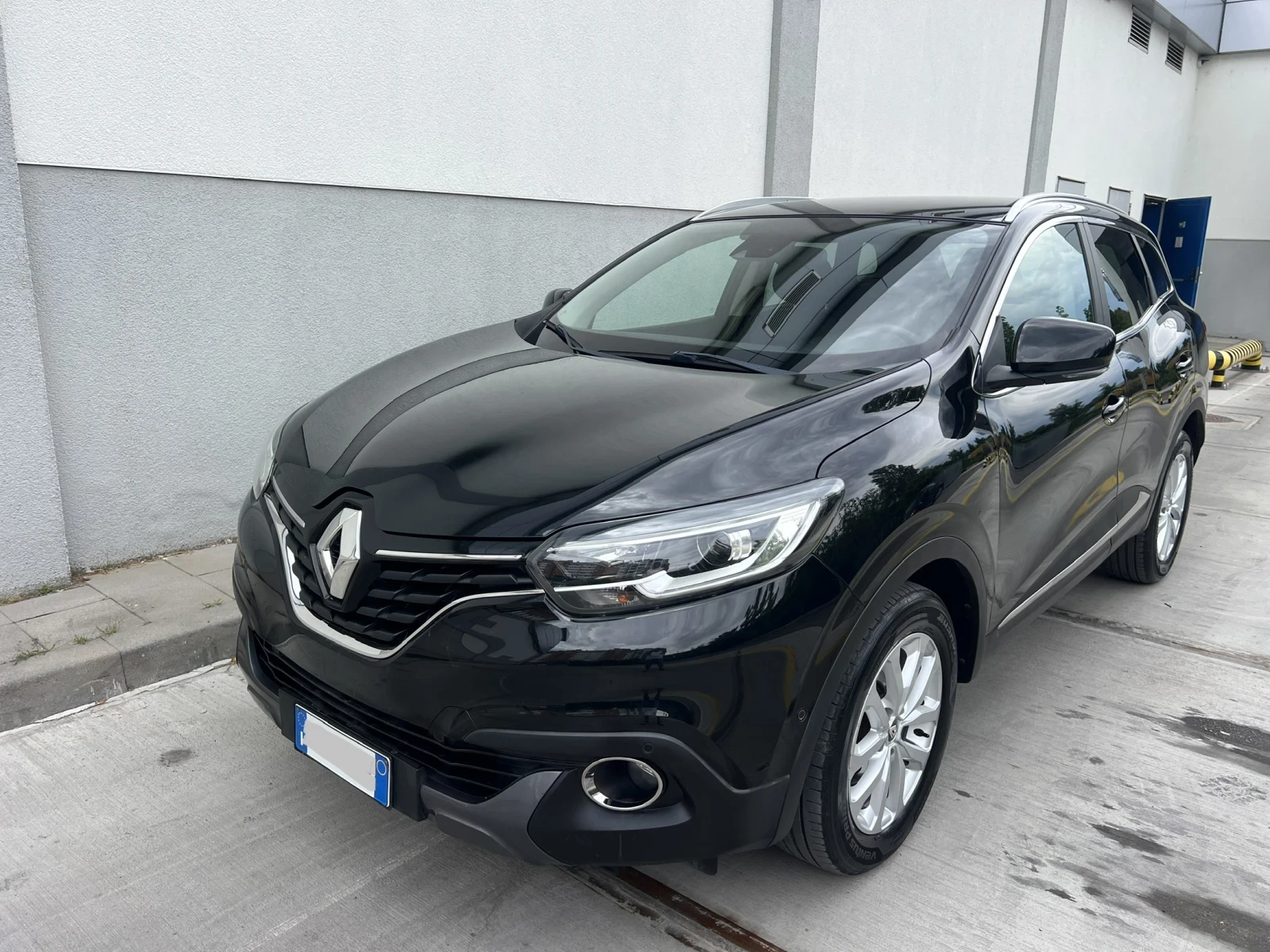 Renault Kadjar 108136km..!!CARPLAY.NAVI.LED, снимка 2 - Автомобили и джипове - 55213293