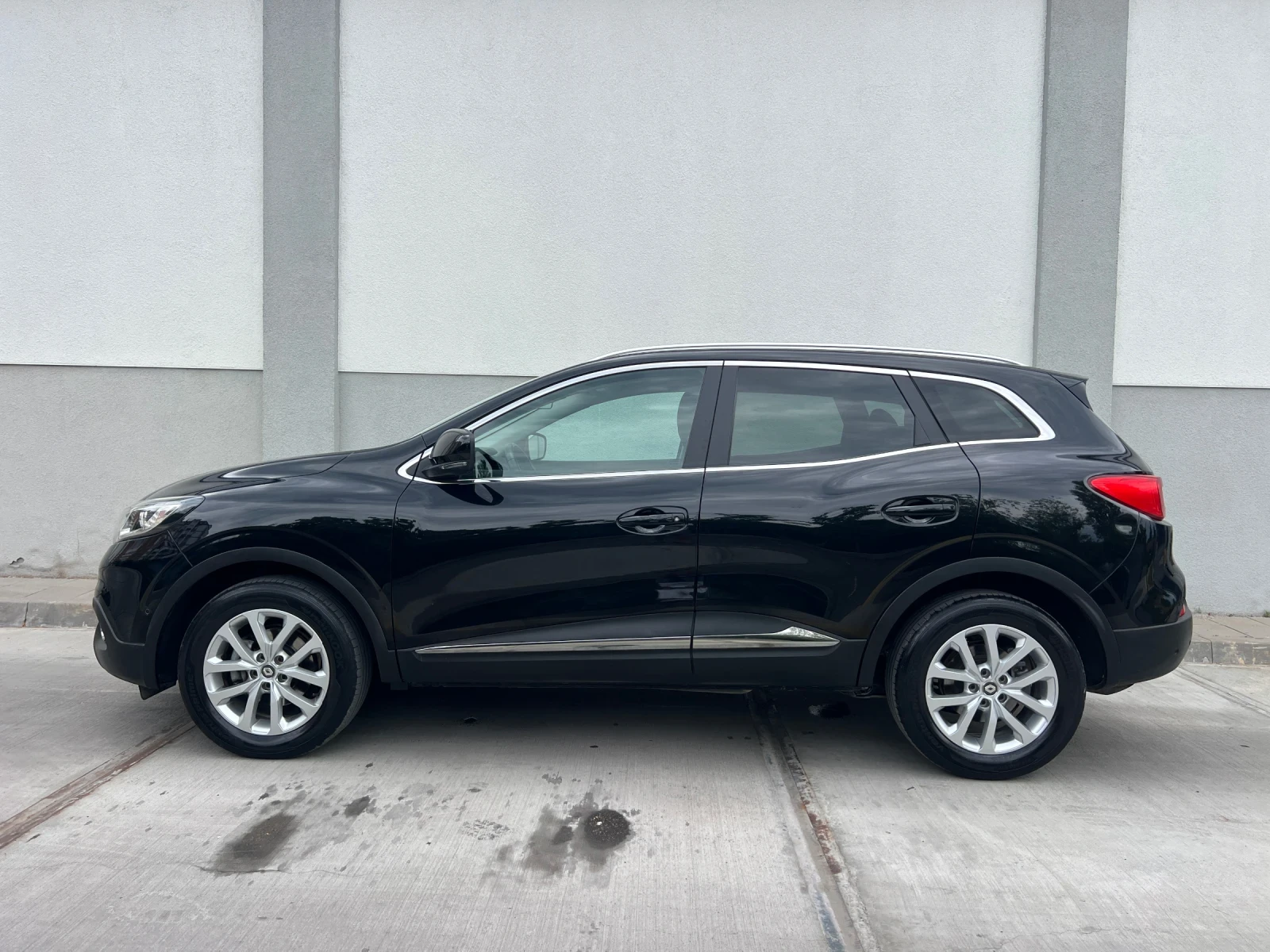 Renault Kadjar 108136km..!!CARPLAY.NAVI.LED, снимка 3 - Автомобили и джипове - 55213293