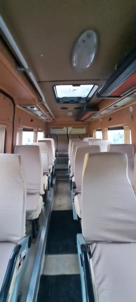 VW Crafter 20 места , 163 к. с., снимка 12