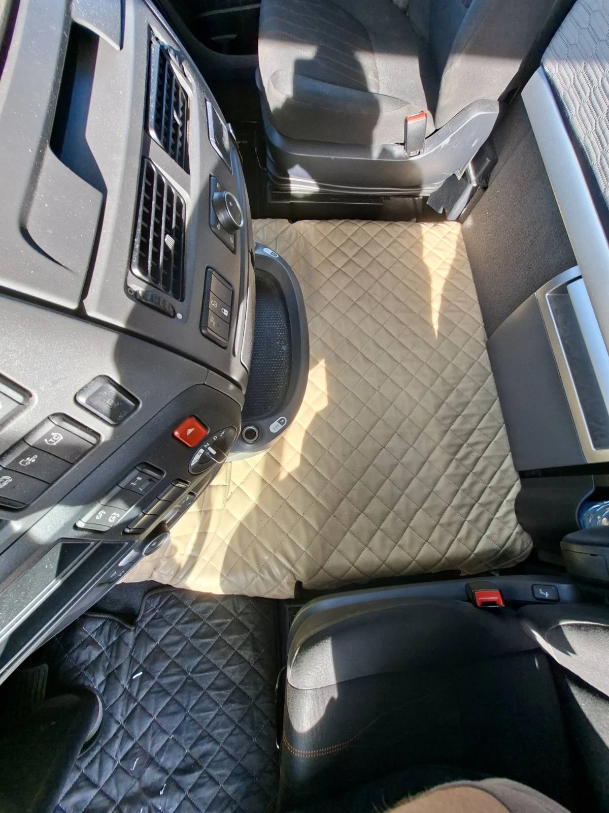 Daf XF 480 - изображение 8