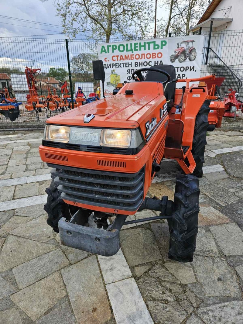 Трактор Kubota L1-235, снимка 2 - Селскостопанска техника - 45483803