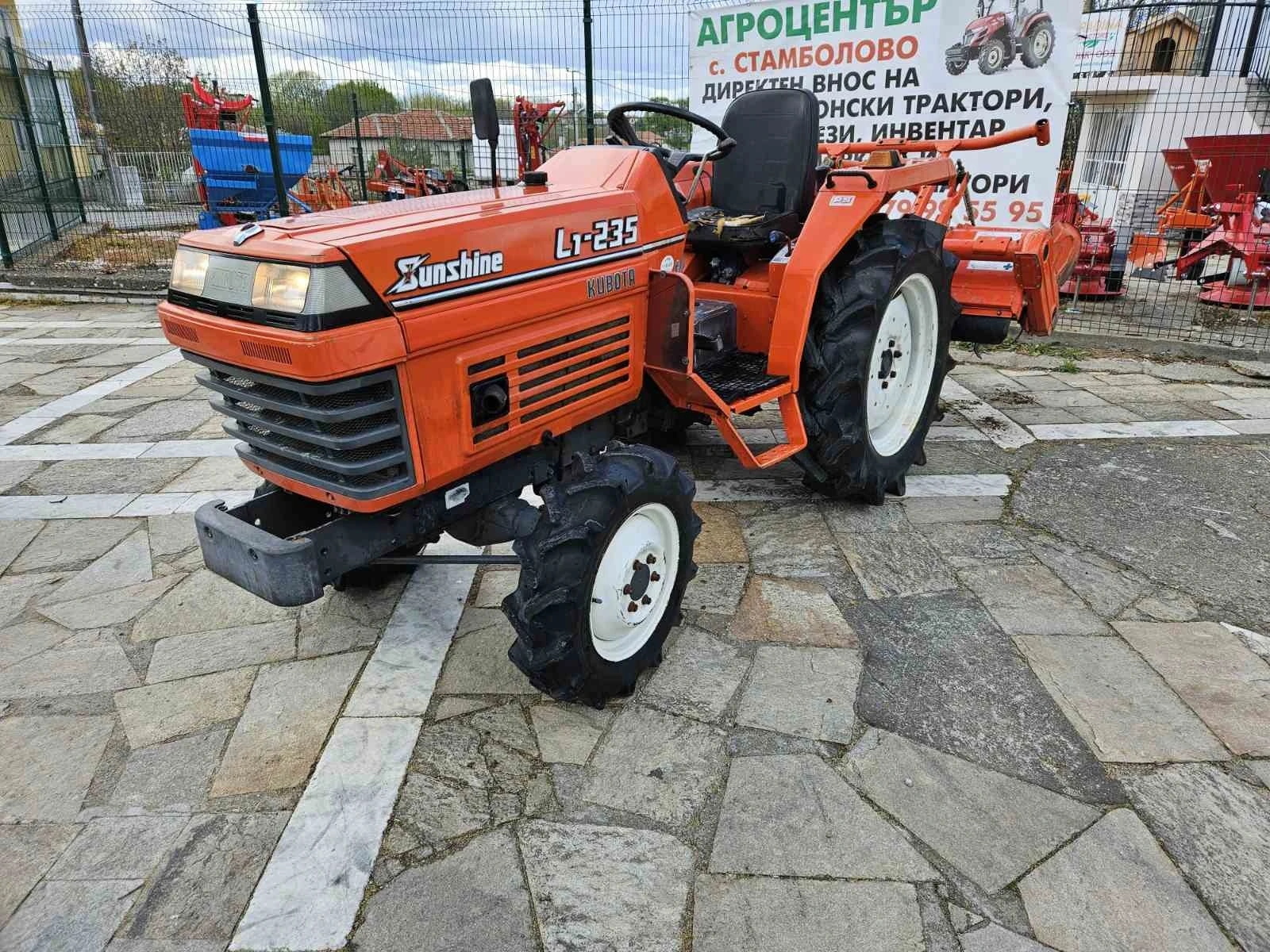 Трактор Kubota L1-235 - изображение 3