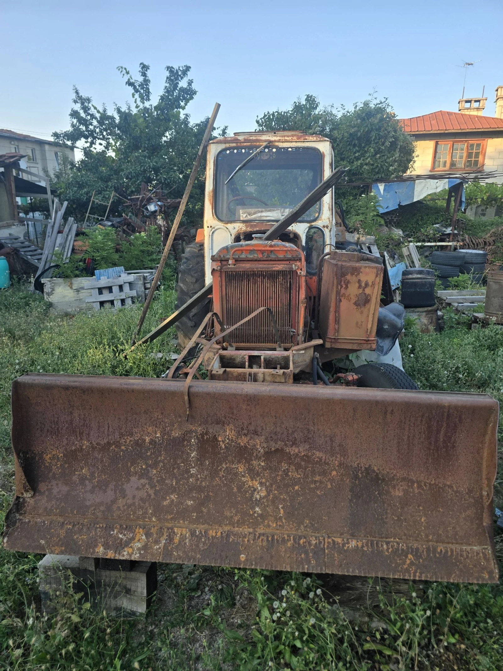 Багер ЮМЗ, снимка 5 - Индустриална техника - 55630295