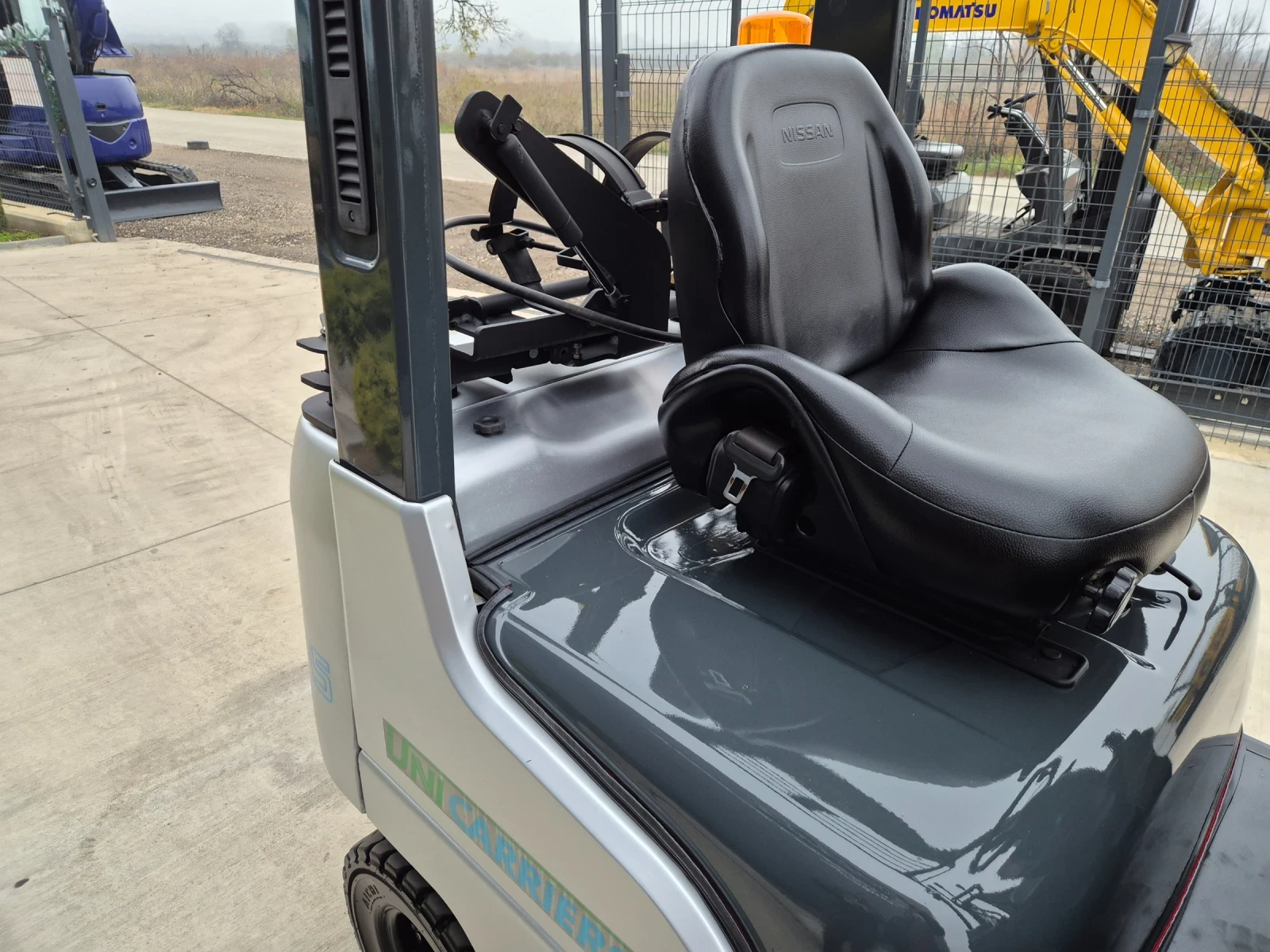  Nissan  +  /  / +   | Mobile.bg   14