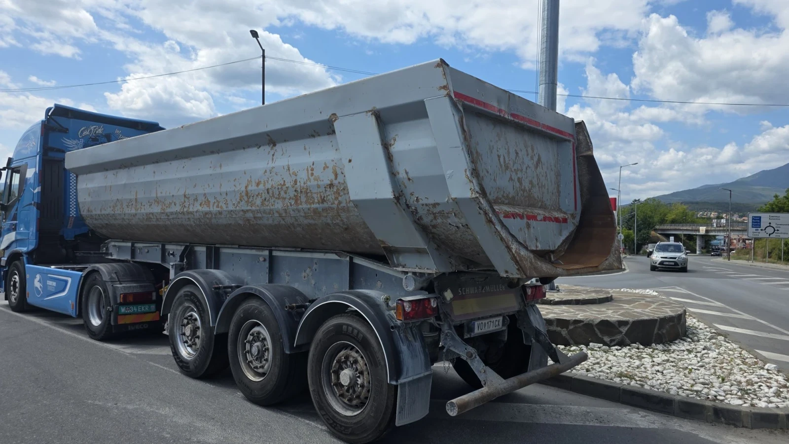 Полуремарке Schwarzmuller 26 куб см ИНОКС, снимка 4 - Ремаркета - 55663092