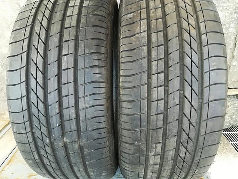 Гуми Летни 245/40R19, снимка 8 - Гуми и джанти - 21495683