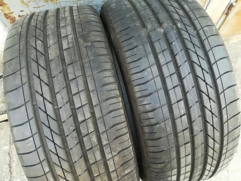 Гуми Летни 245/40R19, снимка 9 - Гуми и джанти - 21495683