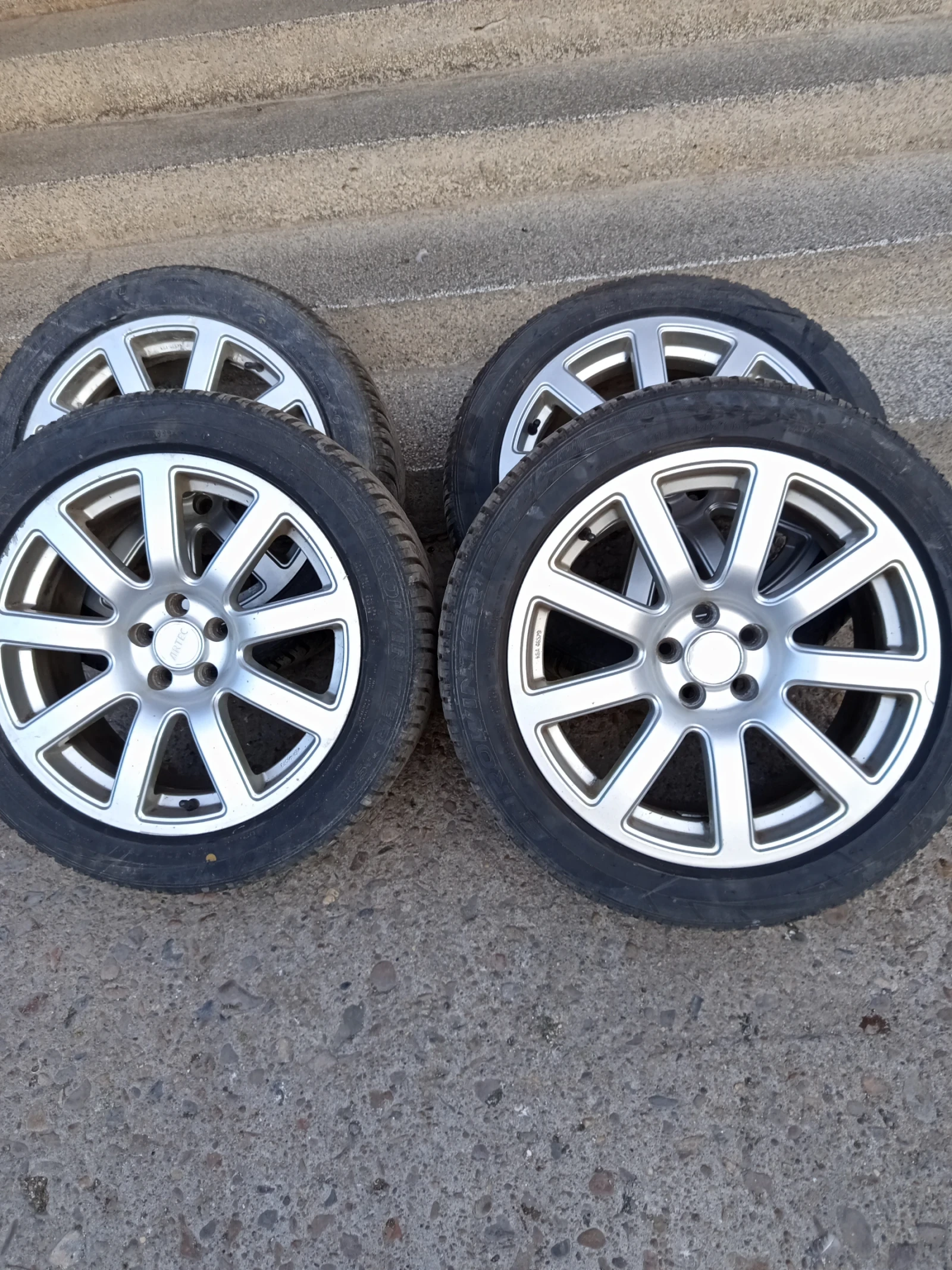 ���� � ������ 215/45R17 �� Toyota | Mobile.bg � ����������� 1