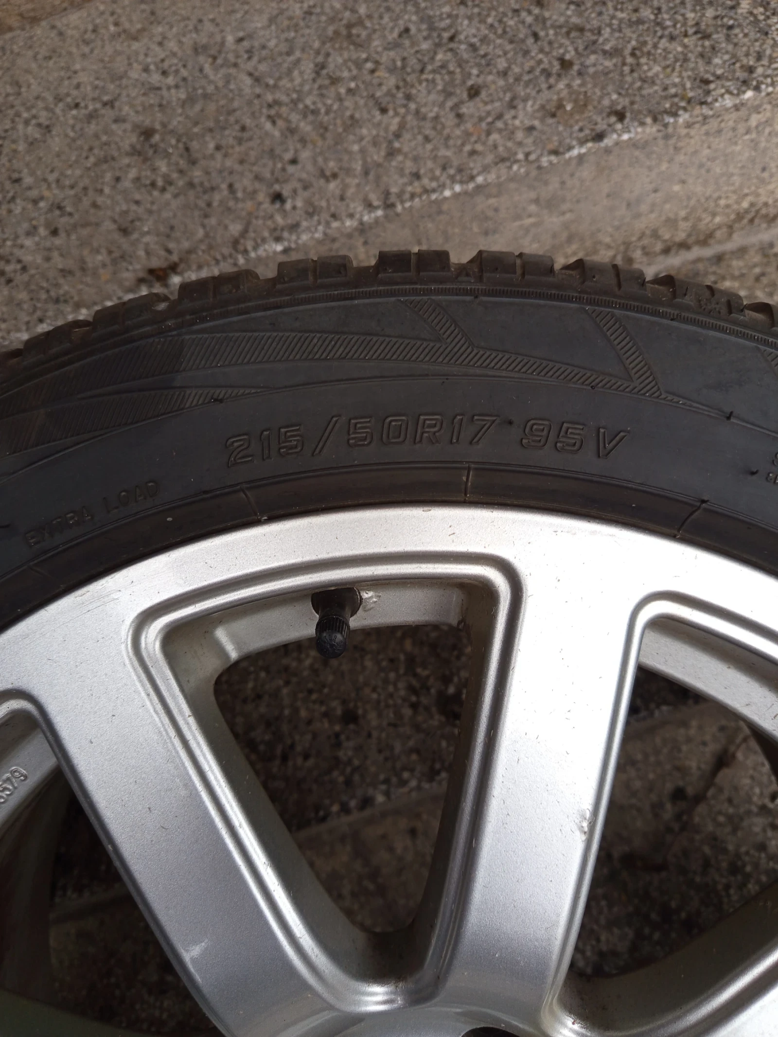 ���� � ������ 215/45R17 �� Toyota | Mobile.bg � ����������� 5