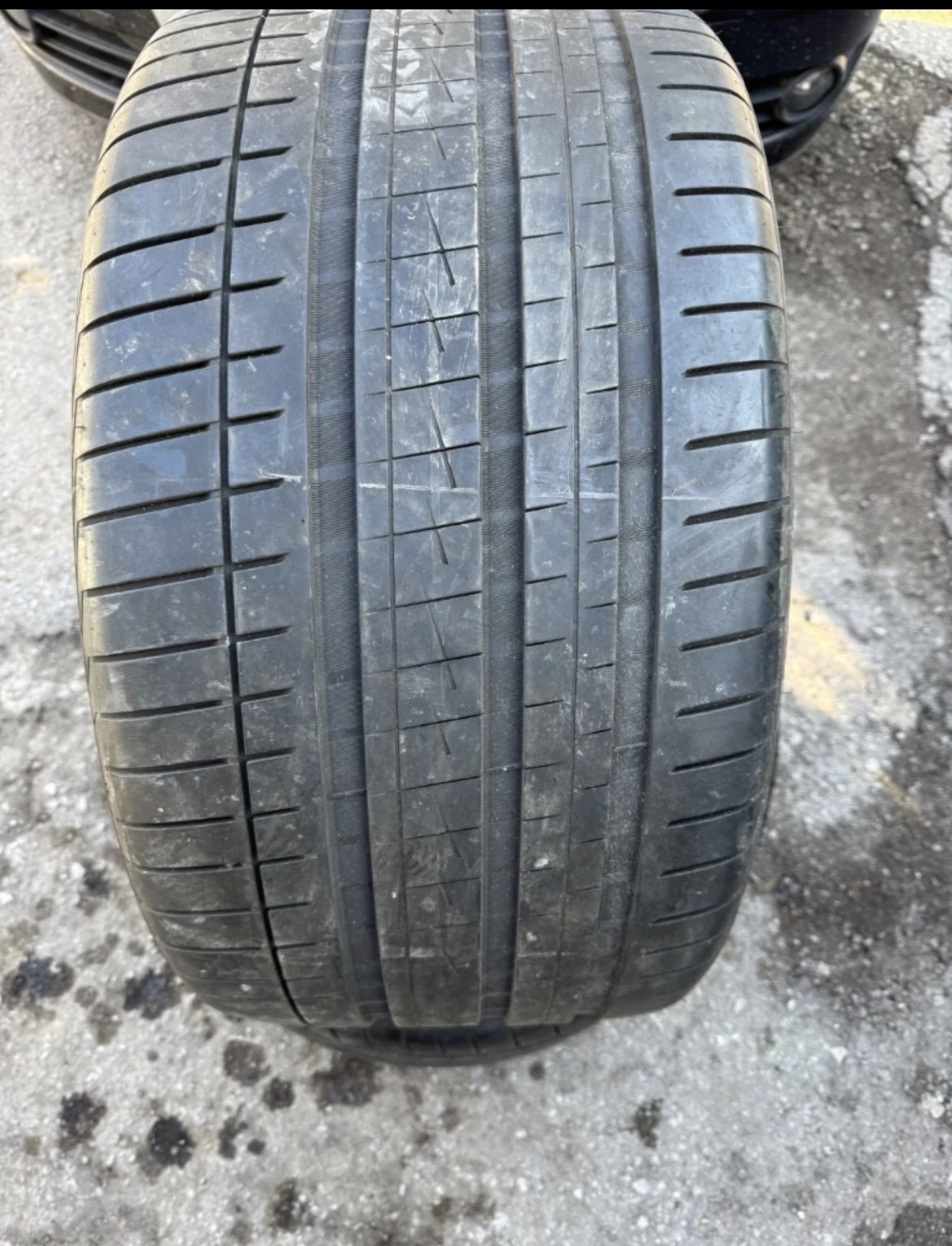 Гуми Летни 355/25R24, снимка 2 - Гуми и джанти - 55769840