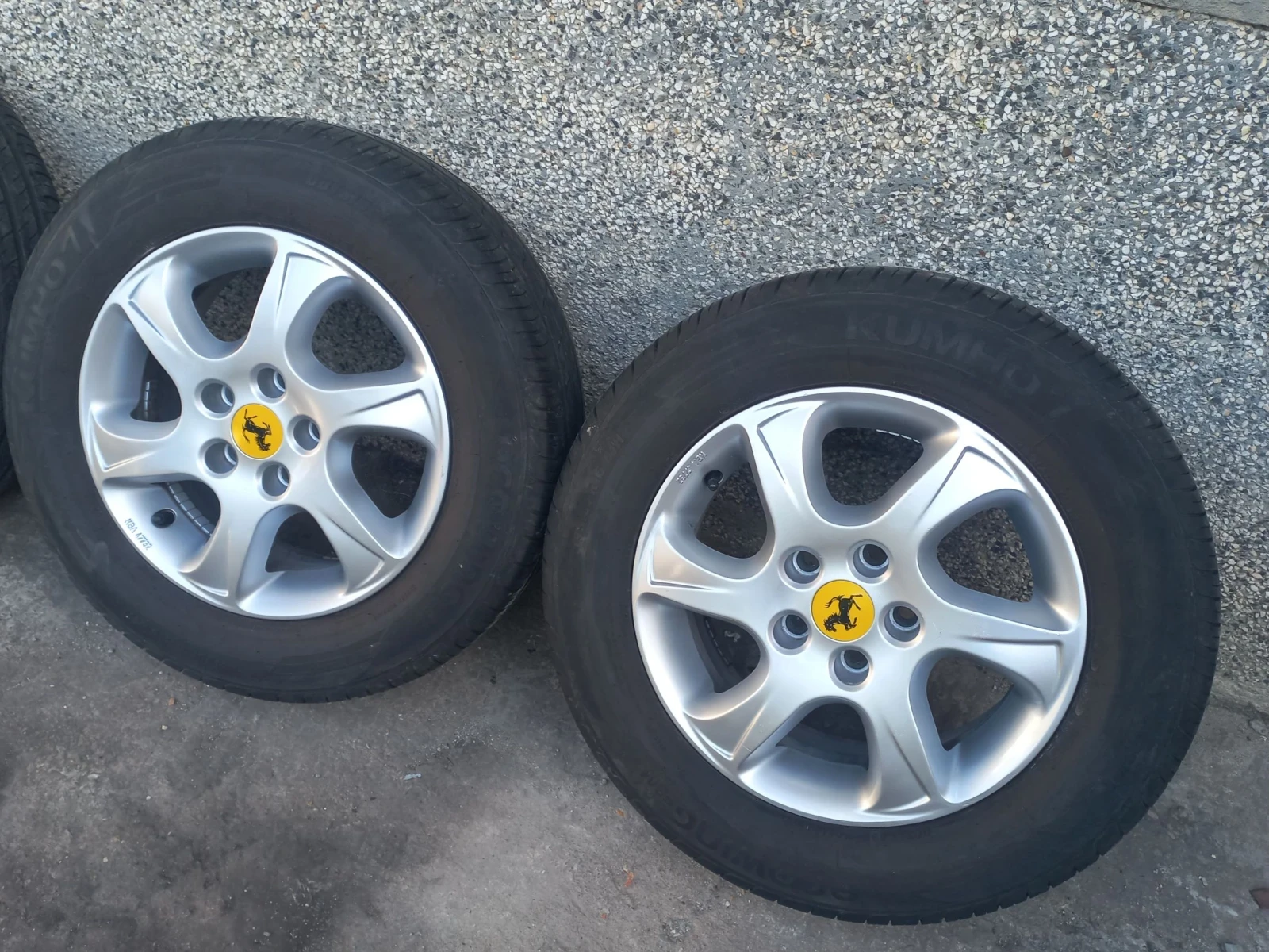 Гуми с джанти Kumho 195/65R15, снимка 14 - Гуми и джанти - 55887551