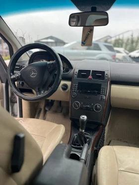 Mercedes-Benz A 180, снимка 15